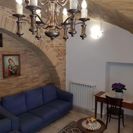 Taverna '900 Lanciano Luaran gambar